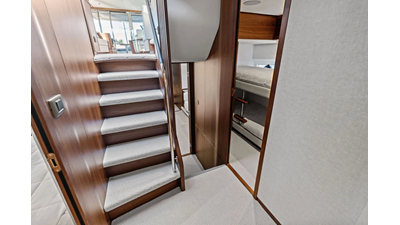 2025 PRINCESS YACHTS F65 - photo 30