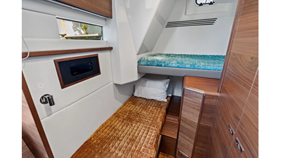 2025 PRINCESS YACHTS F65 - photo 49