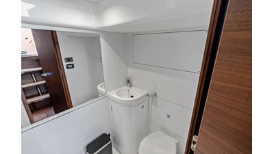 2025 PRINCESS YACHTS F65 - photo 51