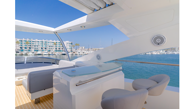 2011 SUNSEEKER 88 Yacht - photo 31