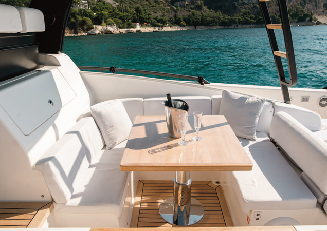 Photo of BLUEGAME - 42' 8