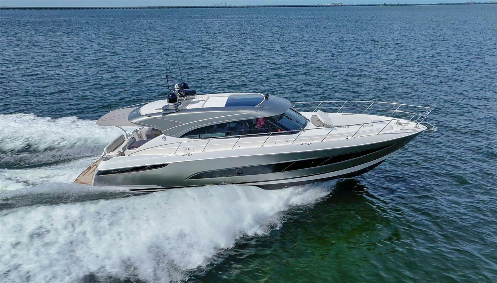 2023 Riviera 5400 Sport Yacht
