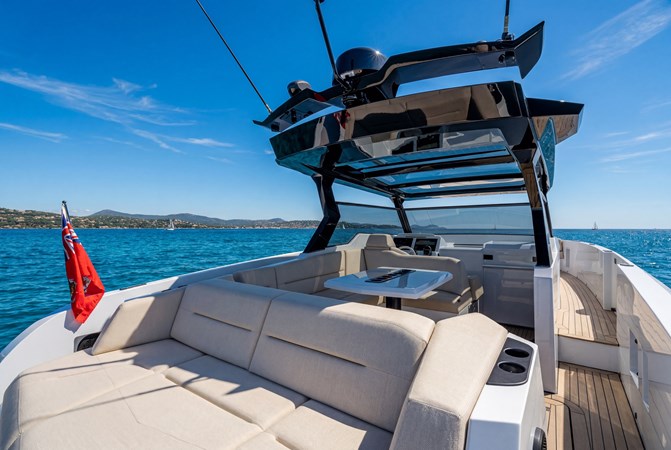Photo of VANQUISH YACHTS VQ45 46'