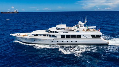 2000 CHRISTENSEN Raised Pilothouse - photo 40