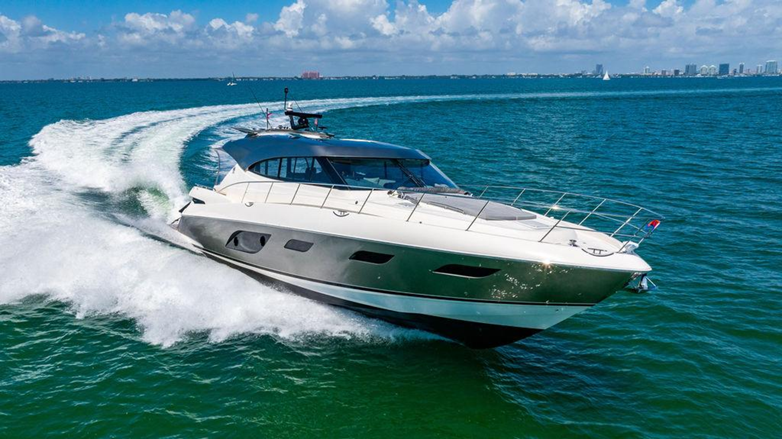 2024 Riviera 6000 Sport Yacht BALD EAGLE