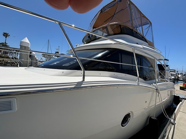 Photo of CARVER YACHTS Aqueous Solution 35' 6
