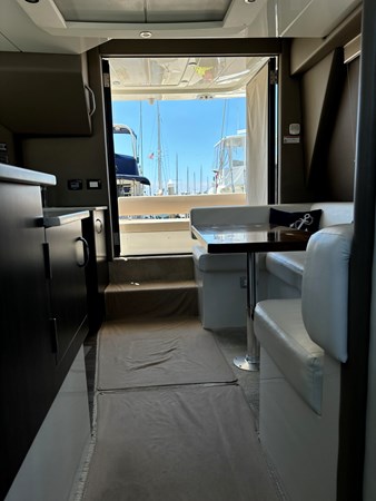 Photo of CARVER YACHTS Aqueous Solution 35' 6