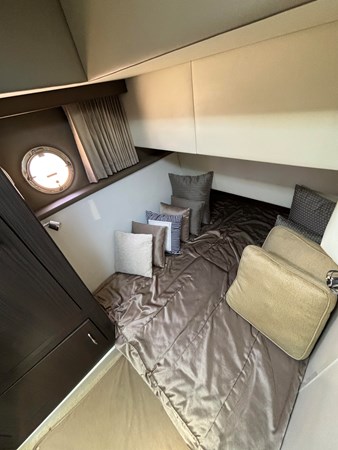 Photo of CARVER YACHTS Aqueous Solution 35' 6