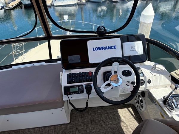 Photo of CARVER YACHTS Aqueous Solution 35' 6