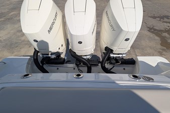 2024 BOSTON WHALER 350 Realm - photo 15