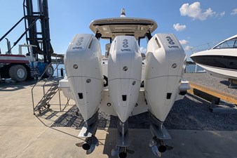 2024 BOSTON WHALER 350 Realm - photo 18
