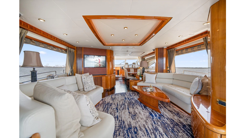Photo of SUNSEEKER VANGUARD 82'