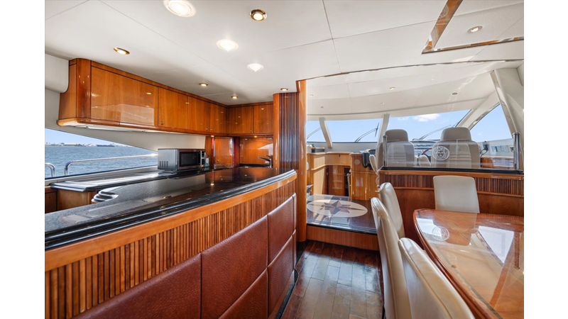 Photo of SUNSEEKER VANGUARD 82'