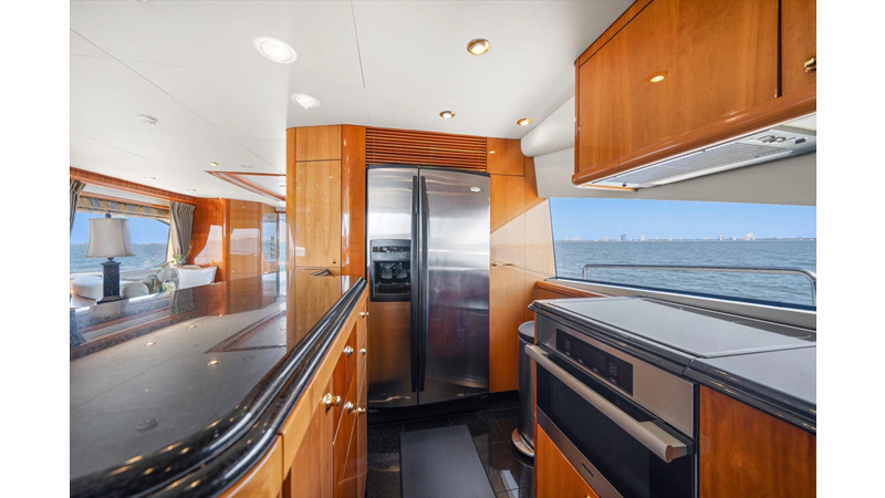Photo of SUNSEEKER VANGUARD 82'