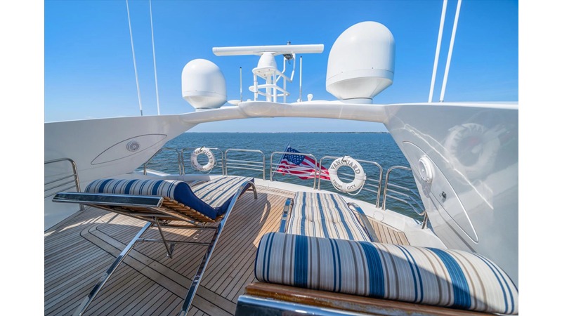 Photo of SUNSEEKER VANGUARD 82'