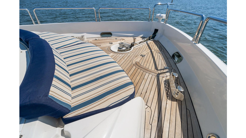 Photo of SUNSEEKER VANGUARD 82'