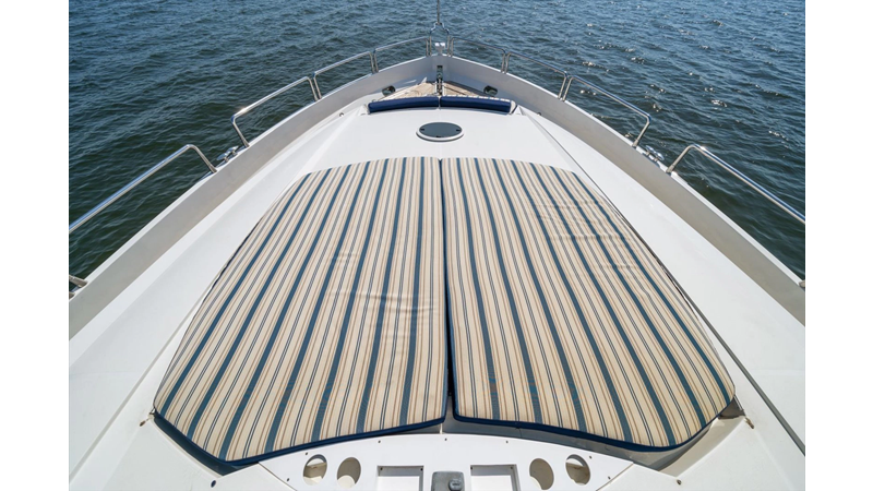 Photo of SUNSEEKER VANGUARD 82'