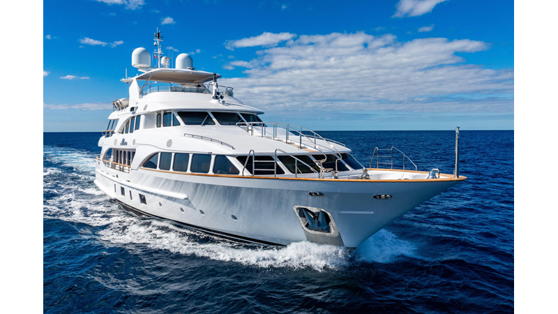 2011 BENETTI YACHTS Classic 121