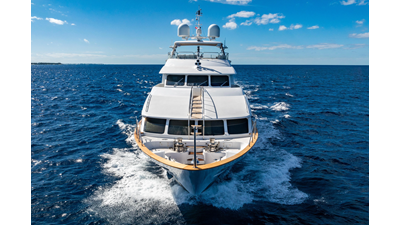 2011 BENETTI YACHTS Classic 121 - photo 3