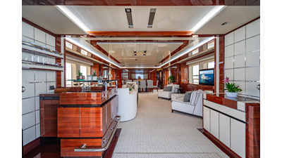 2011 BENETTI YACHTS Classic 121 - photo 9