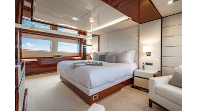 2011 BENETTI YACHTS Classic 121 - photo 27