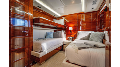 2011 BENETTI YACHTS Classic 121 - photo 54