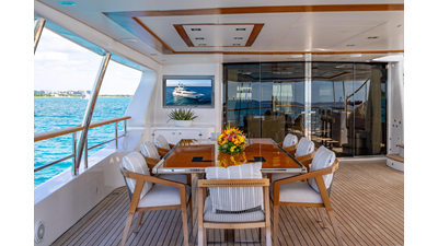 2011 BENETTI YACHTS Classic 121 - photo 63