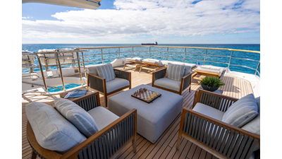 2011 BENETTI YACHTS Classic 121 - photo 88