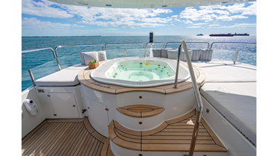 2011 BENETTI YACHTS Classic 121 - photo 96