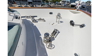 1999 TRINITY Raised Pilothouse - photo 11