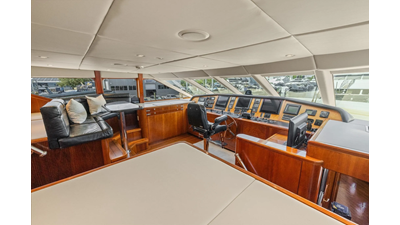 1999 TRINITY Raised Pilothouse - photo 32