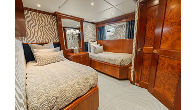 1999 TRINITY Raised Pilothouse - photo 63