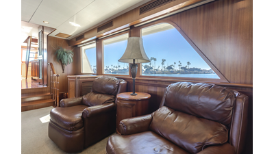 2007 GRAND ALASKAN Enclosed Bridge CPMY - photo 12
