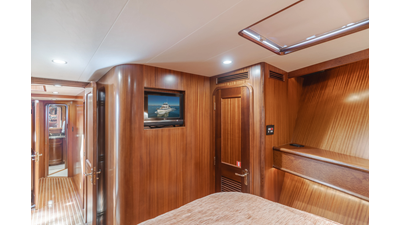 2007 GRAND ALASKAN Enclosed Bridge CPMY - photo 27