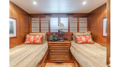 2007 GRAND ALASKAN Enclosed Bridge CPMY - photo 29
