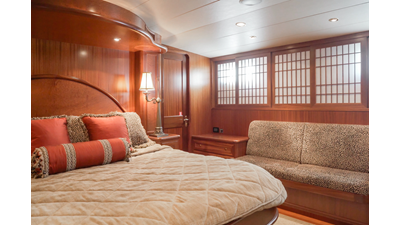 2007 GRAND ALASKAN Enclosed Bridge CPMY - photo 34