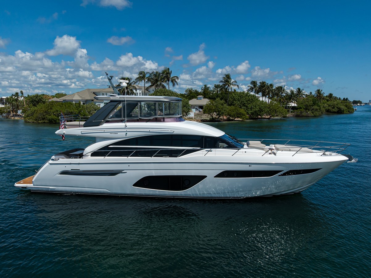 2020 Princess Yachts F70