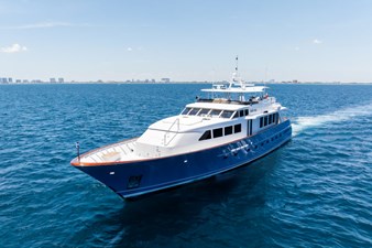 1998 BURGER BOAT COMPANY Raised Pilothouse - photo 54