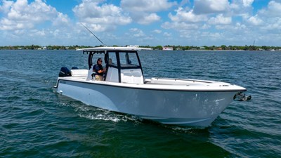 REEF RUNNER 340