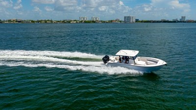 2027 REEF RUNNER 340 Open - photo 14