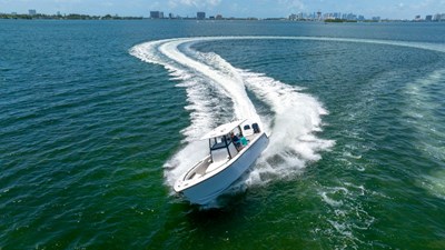 2027 REEF RUNNER 340 Open - photo 20