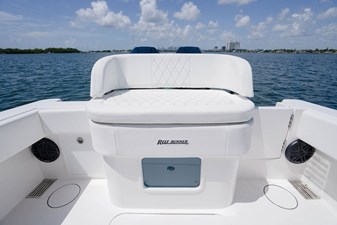 2027 REEF RUNNER 340 Open - photo 51