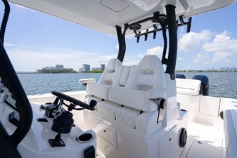 2027 REEF RUNNER 340 Open - photo 69