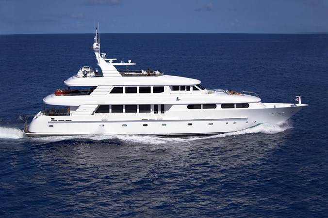 2003 &bull; Cheoy Lee &bull; Tri-deck &bull; Charlotte Ann