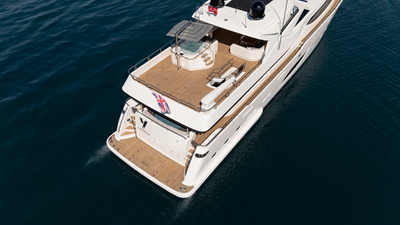 2011 MENGI YAY Raised Pilothouse - photo 5