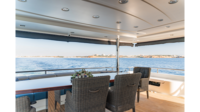 2011 MENGI YAY Raised Pilothouse - photo 20