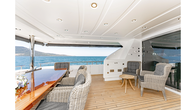 2011 MENGI YAY Raised Pilothouse - photo 21