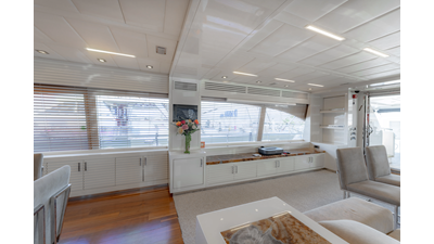 2011 MENGI YAY Raised Pilothouse - photo 25