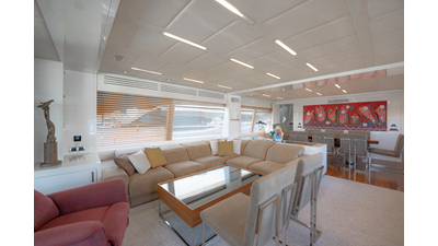 2011 MENGI YAY Raised Pilothouse - photo 27