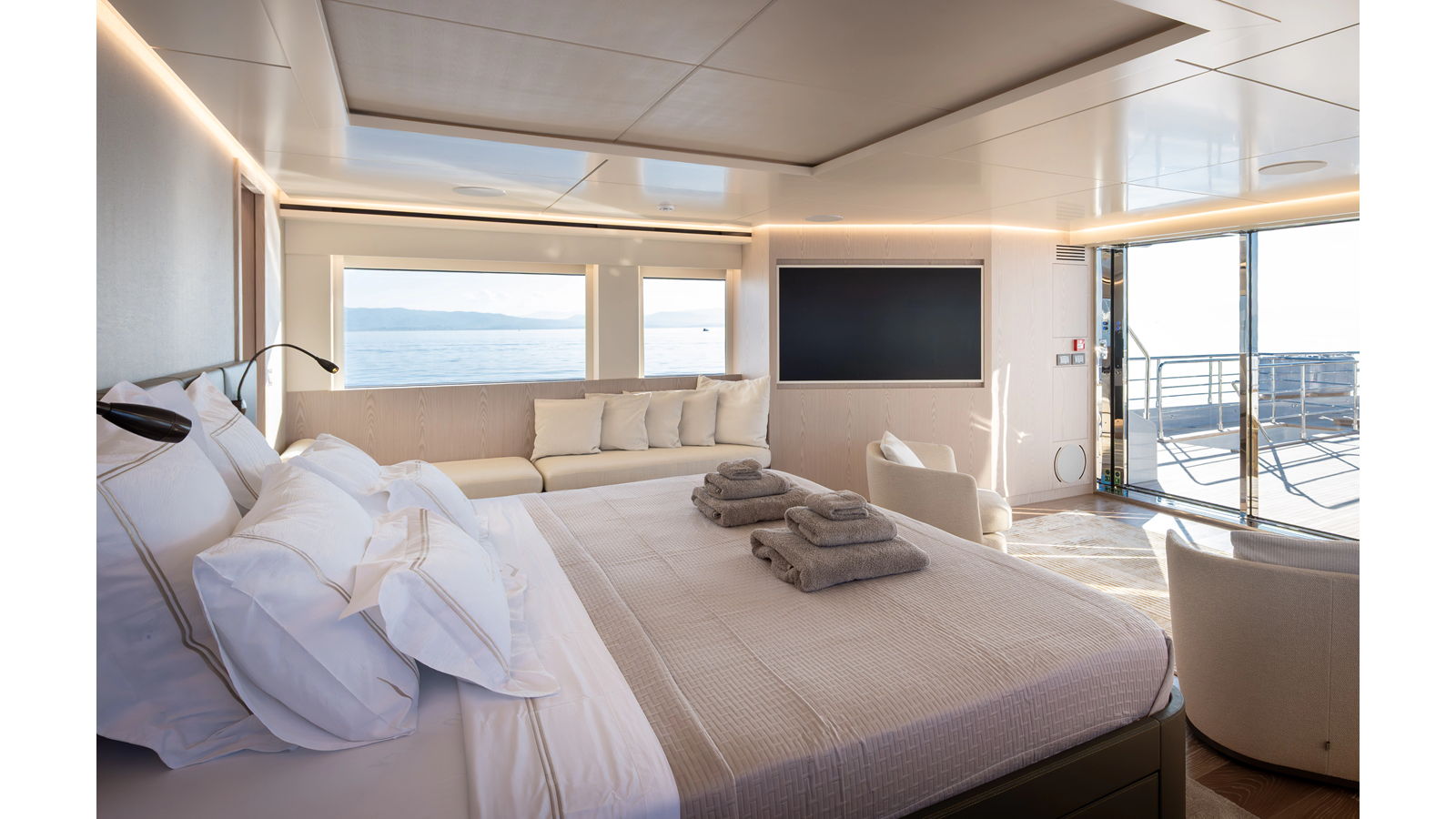 Numarine 40MXP — photo 37